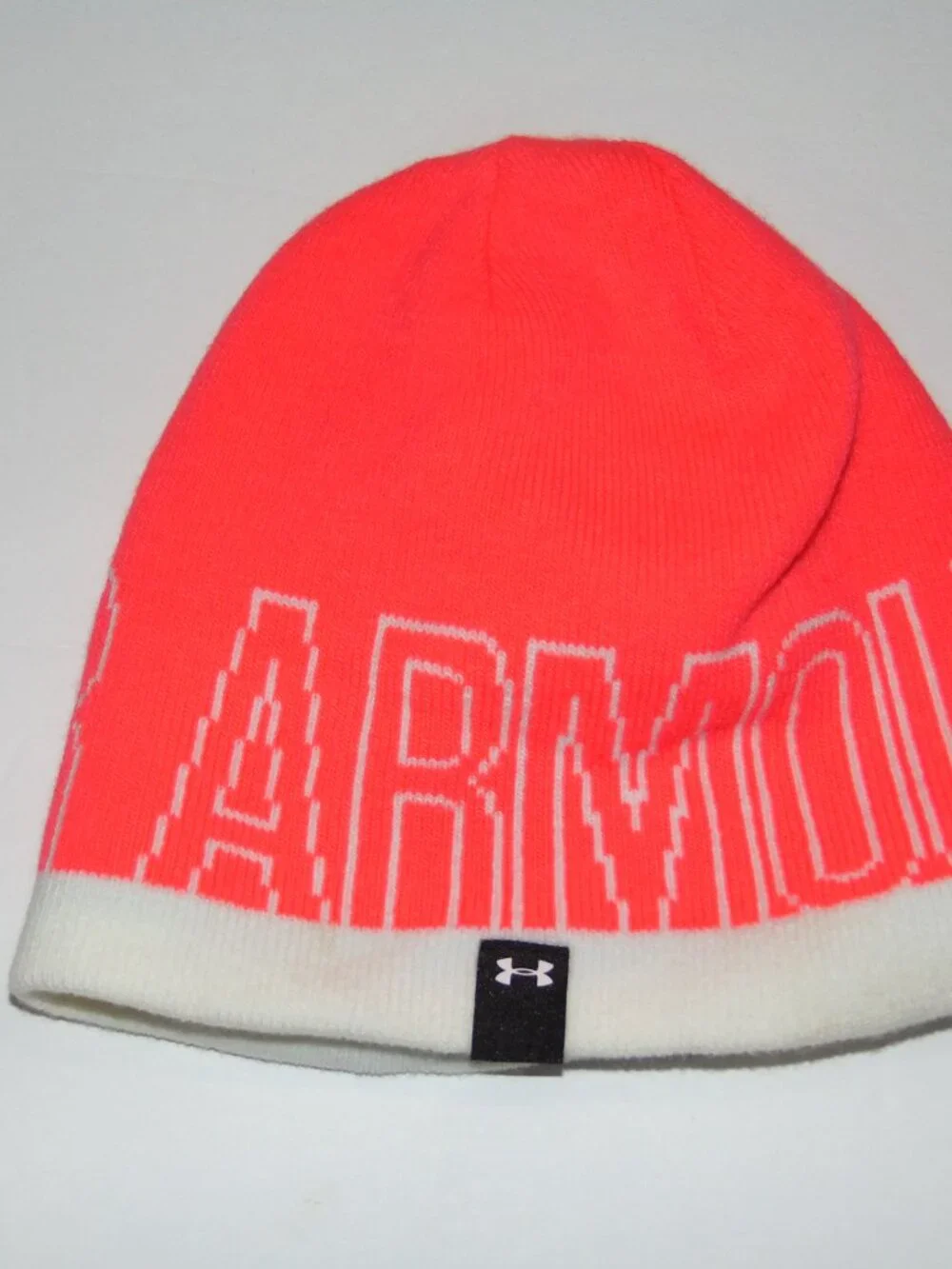 New Under Armour Coldgear Youth Girl's Winter Hat Red Knit Beanie